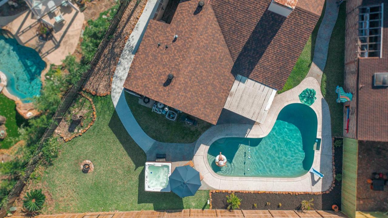 1976Houstongem Luminous Pvtpool & Hottub Dt20Mins For Lrg Families 6Beds 2Bathヴィラ エクステリア 写真